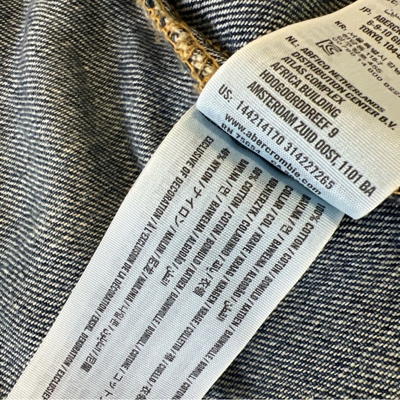 Abercrombie & Fitch Scarf Attached Denim Jean Jacket Trucker Cropped XS NWT - Picture 8 of 12